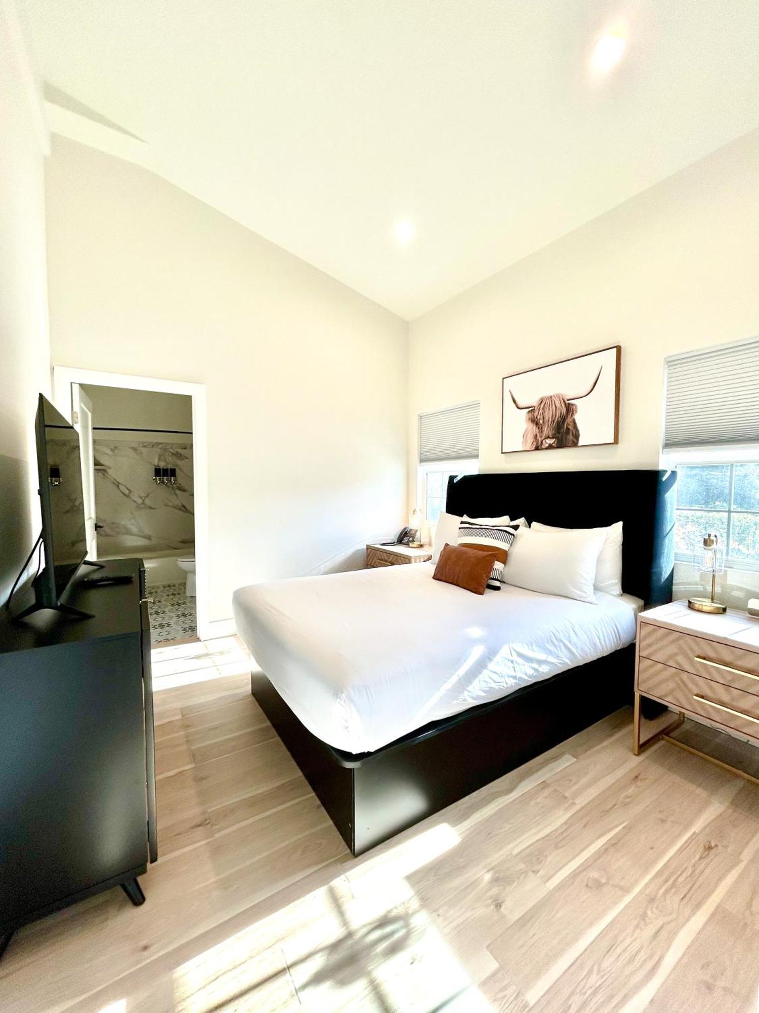 New Haven Inn Солвенг Екстериор снимка